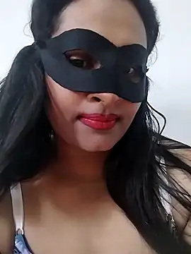 Shanuhotx online show from March 14, 2026, 7:47 am