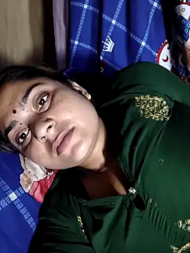 Snapshot of Aanushaka chatting on April 23, 2026, 4:09 pm Aanushaka online show from April 23, 2026, 4:09 pm