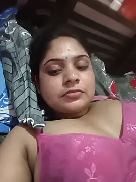 Snapshot of Aanushaka chatting on June 2, 2026, 3:25 pm Aanushaka online show from June 2, 2026, 3:25 pm