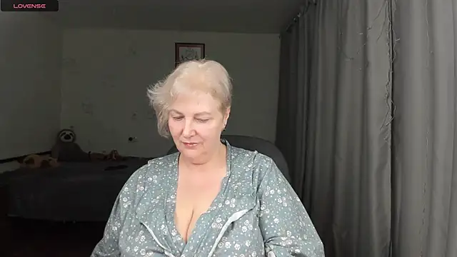 Snapshot of Mary-Leee chatting on June 12, 2026, 4:50 pm Mary-Leee online show from June 12, 2026, 4:50 pm