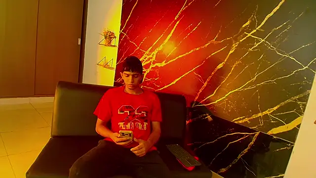 thiago moreno online show from March 3, 2026, 12:33 pm