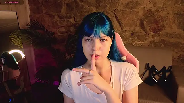 SofiaSterns online show from March 8, 2026, 1:36 am