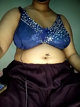 Neaha67 online show from April 3, 2026, 4:10 am