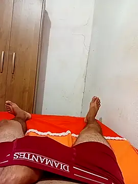 Snapshot of erotil_1 chatting on June 25, 2026, 3:39 am erotil 1 online show from June 25, 2026, 3:39 am