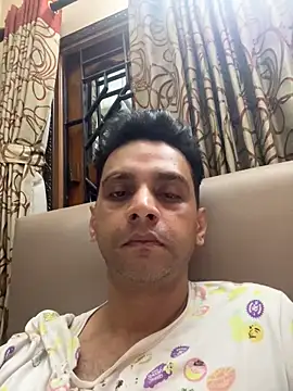 online4u08 online show from April 17, 2026, 8:34 pm