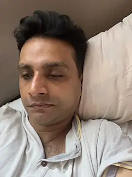 online4u08 online show from April 20, 2026, 6:31 pm