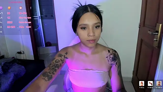 miiaboss  online show from April 22, 2026, 11:01 am