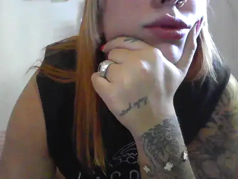 cielitolindo333 online show from March 9, 2026, 7:07 pm