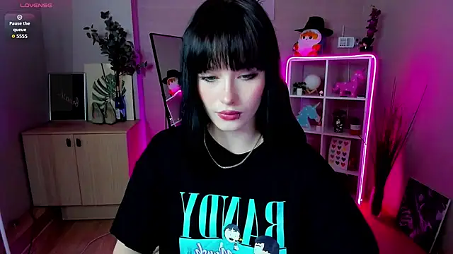 demetra   online show from March 26, 2026, 8:31 am