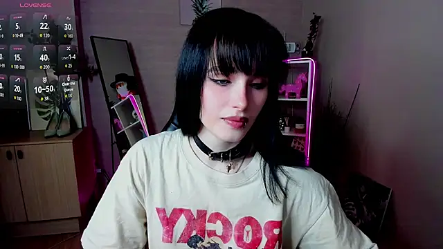 demetra   online show from April 17, 2026, 8:28 am