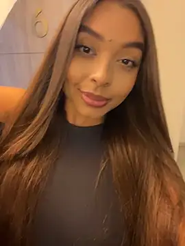 AnnyVega   online show from February 24, 2026, 9:13 pm