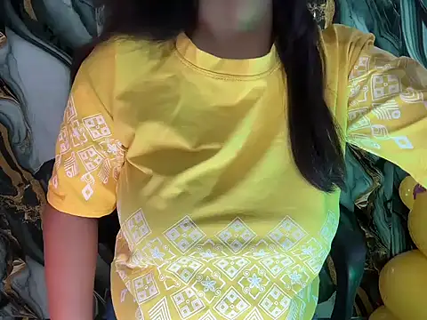 Snapshot of Saanvi_Star chatting on June 2, 2026, 8:33 pm Saanvi Star online show from June 2, 2026, 8:33 pm