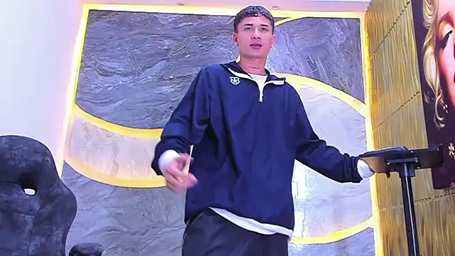 Matheus Ic  online show from March 2, 2026, 8:48 pm