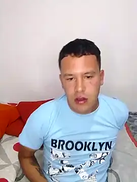 Ferrandiz23 online show from March 4, 2026, 2:28 am