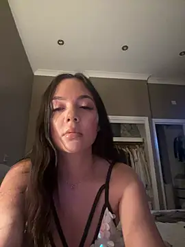 HiddenHalo1 online show from March 9, 2026, 9:41 pm