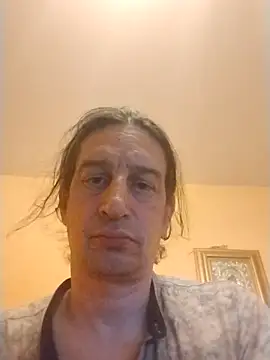 Snapshot of pursy5423 chatting on May 5, 2026, 11:57 pm pursy5423 online show from May 5, 2026, 11:57 pm