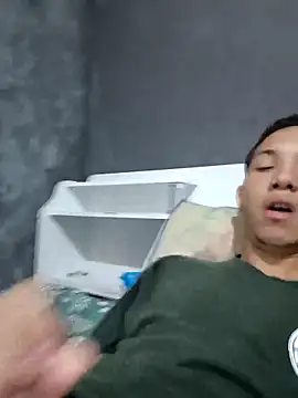 Gustavo063safado online show from February 25, 2026, 1:54 pm