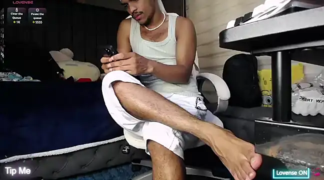 dirty 27cms online show from February 12, 2025, 2:14 am