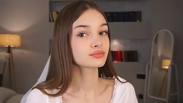 JodiAwyie online show from March 6, 2026, 4:58 pm