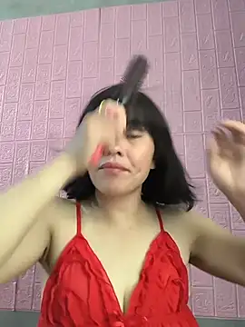 Snapshot of juicy-milu chatting on June 28, 2026, 5:35 am juicy-milu online show from June 28, 2026, 5:35 am