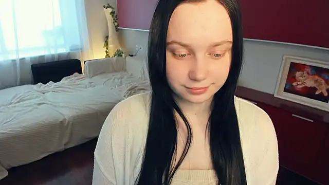 LynnaNull online show from March 5, 2026, 1:29 pm