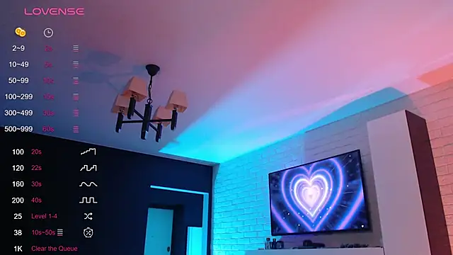 Jade Amore online show from April 19, 2026, 4:28 pm