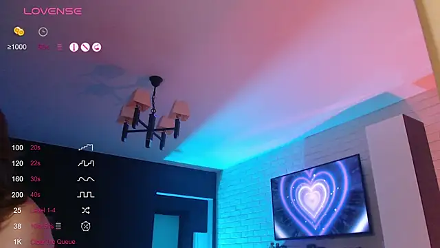 Jade Amore online show from April 22, 2026, 5:25 pm