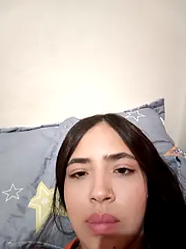 Sexy cloe outdoors online show from April 19, 2026, 6:13 am