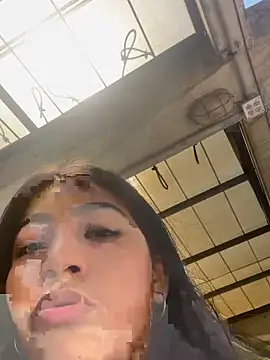 Sexy mia outdoors online show from February 26, 2026, 4:06 pm