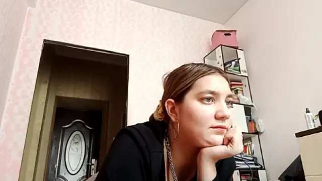 JanineThielman online show from April 22, 2026, 8:28 am