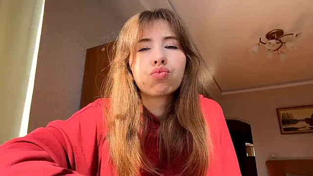 SerenaHawthorne online show from March 6, 2026, 7:05 am