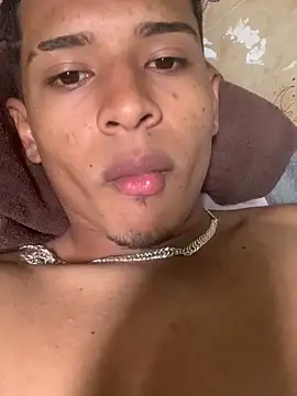 MoinhoO18 online show from March 10, 2026, 5:29 pm