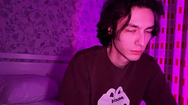 crybae online show from February 24, 2026, 2:20 am