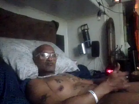 Baddesetboy4ya online show from February 27, 2026, 4:01 am