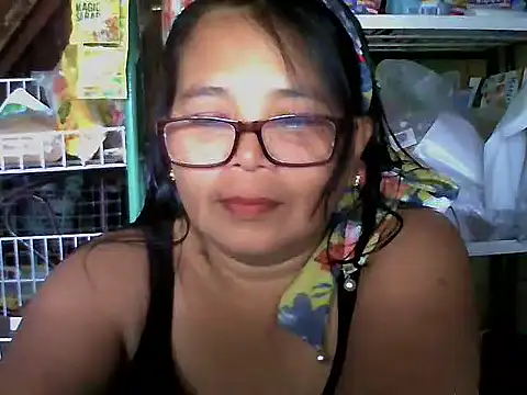 Flowerblossom123 online show from March 18, 2026, 2:47 am