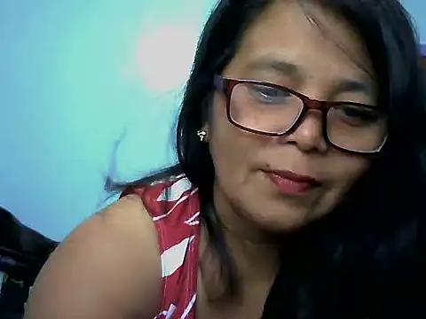 Flowerblossom123 online show from April 3, 2026, 6:00 am