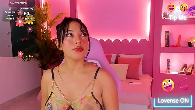 Holy Lux online show from March 21, 2026, 1:05 pm