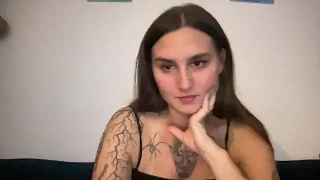 MilaHornyGirl online show from March 5, 2026, 8:05 pm