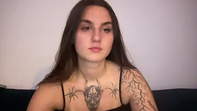 MilaHornyGirl online show from March 6, 2026, 7:32 pm