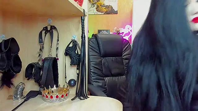 KristiTopxx online show from December 13, 2025, 8:58 pm