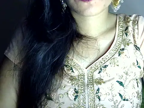 Neha Sharma2 online show from April 21, 2026, 12:55 pm