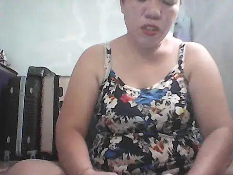 sweet lhyn online show from March 2, 2026, 3:41 am