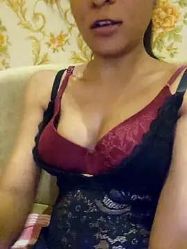 madhu2002sl online show from February 23, 2026, 1:52 pm