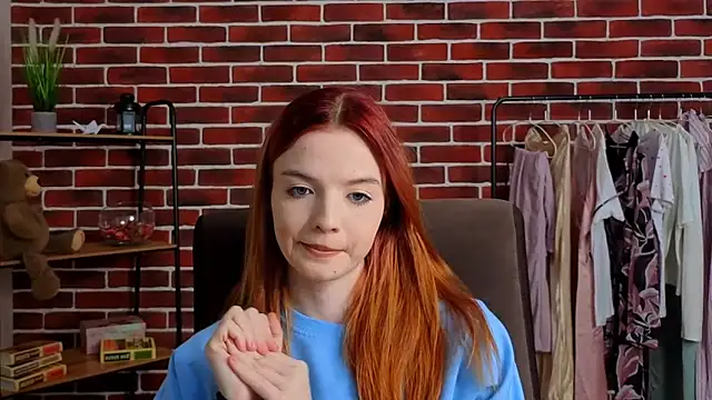 LauraaStokes online show from March 10, 2026, 8:52 am