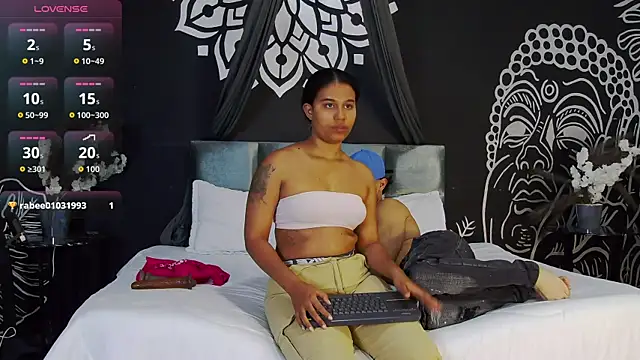 Luna Dante fox online show from April 16, 2026, 12:06 pm