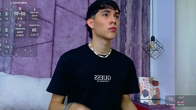 AronTawers online show from April 20, 2026, 7:26 pm