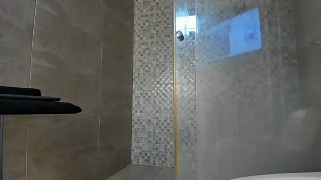 emily gaviria1 online show from March 10, 2026, 12:10 pm