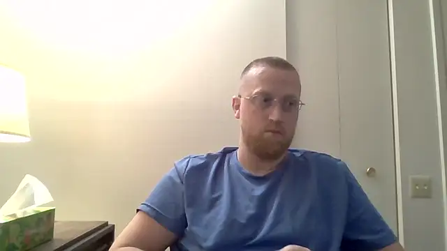 Snapshot of tytheexhibionist chatting on April 10, 2026, 2:44 pm tytheexhibionist online show from April 10, 2026, 2:44 pm