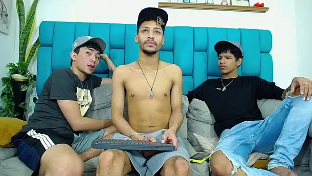 Lunar Boys online show from March 31, 2026, 5:13 pm
