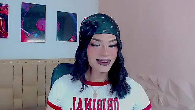 Shadia  Valera  online show from March 8, 2026, 4:49 am